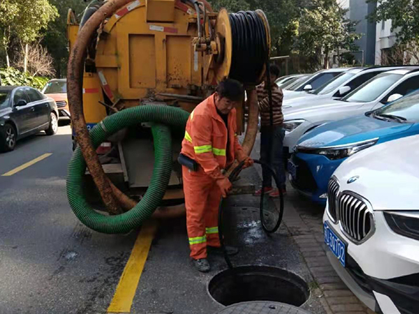 宝丰排污管道清淤